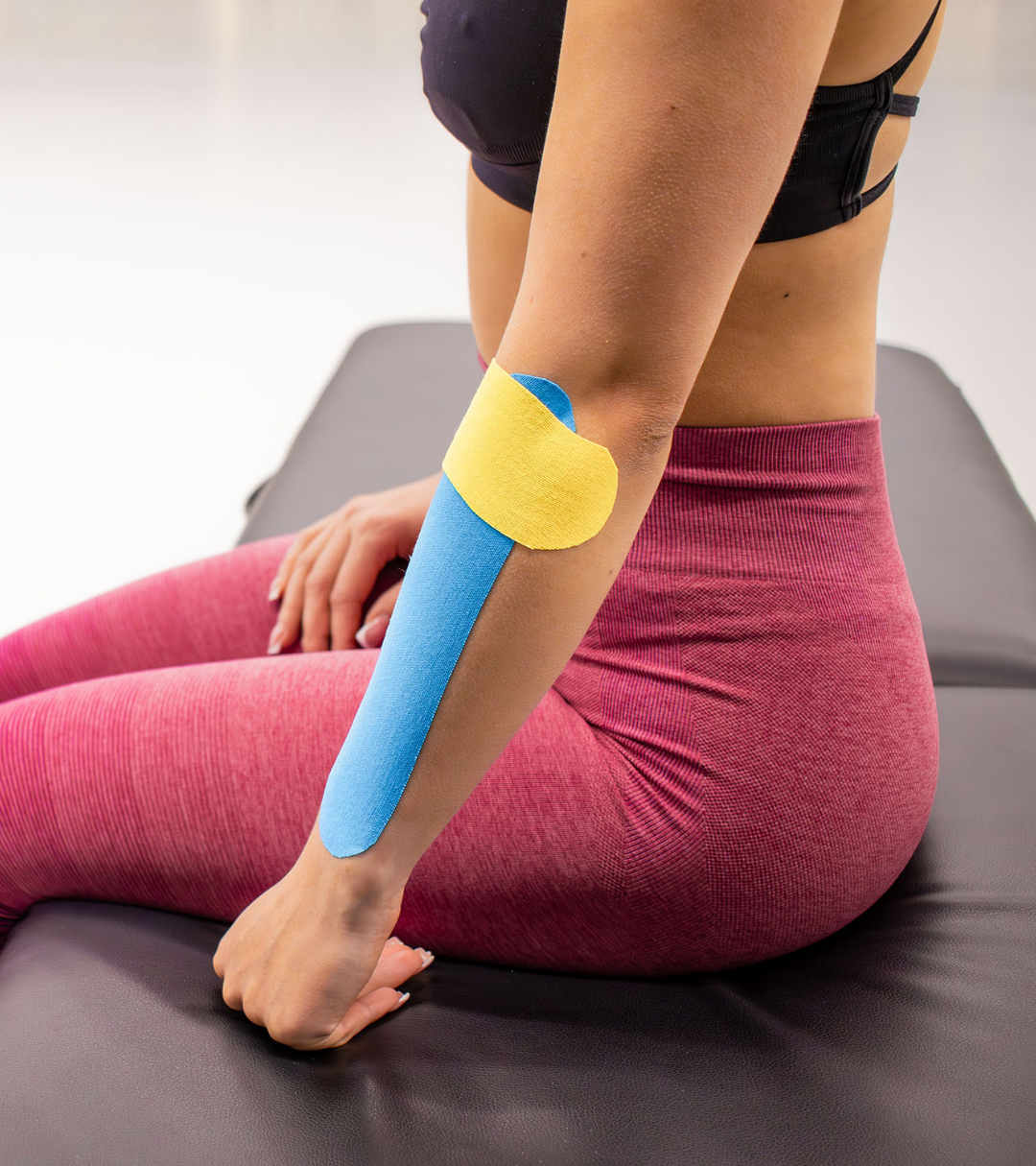 Kinesiotape yellowTAPE Blå 5 cm × 5 m Silikonfri – Professionell och Effektiv